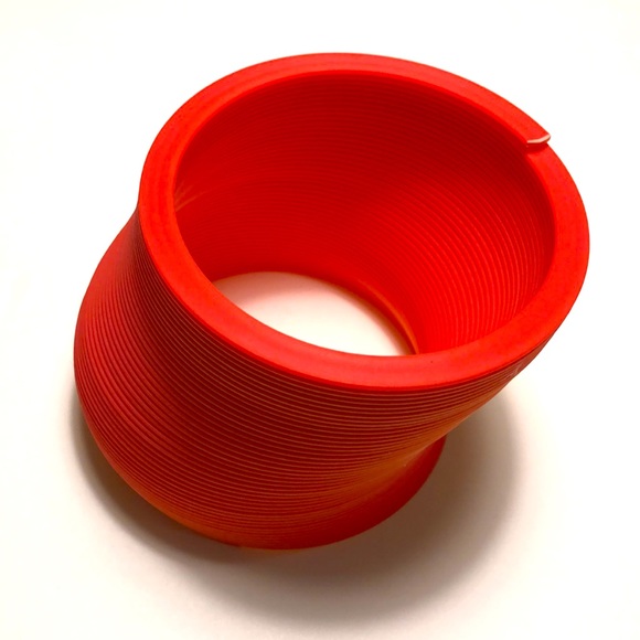 Original Plastic Slinky Walking Spring Toy - Picture 8 of 8